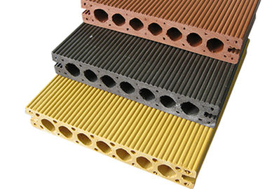 Buen precio Decking compuesto al aire libre impermeable del roble WPC para el parque/la cubierta de las calzadas de la ranura en línea
