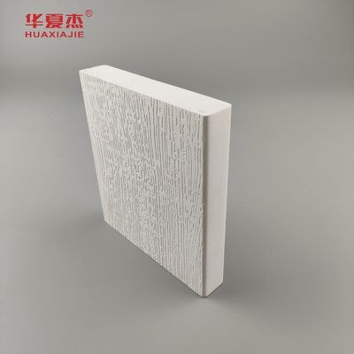 Buen precio El material utilizado para la elaboración de la ficha es el aluminio. en línea