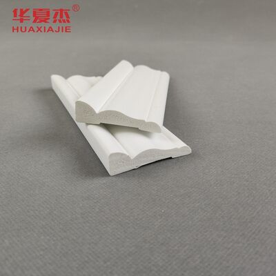 Buen precio Moldura de PVC impermeable y duradera con longitud personalizable para aplicaciones interiores en línea