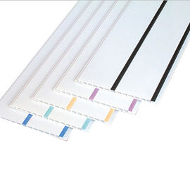 Buen precio Impresión a prueba de humedad perforada de los paneles de techo del PVC para la decoración casera en línea
