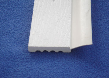 Buen precio Moldeado del ajuste del PVC de la parada de puerta del garaje, tira de tiempo blanca de la puerta del garaje del PVC en línea