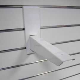 Buen precio Estante de exhibición plástico liso del tablero/Pvc Slatwall del Mdf del almacenamiento en línea