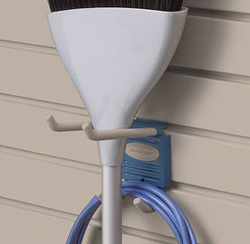 Buen precio Los paneles de pared ranurados espuma del garaje del PVC Slatwall plástico para la protección ULTRAVIOLETA en línea