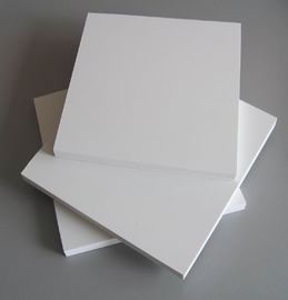 Buen precio WPC modificado para requisitos particulares tablillas compuestas plásticas de madera de Foamcore/de anuncios en línea