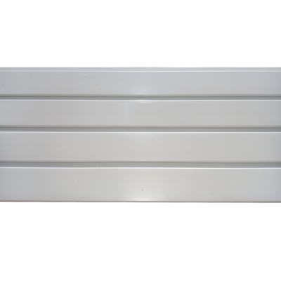 El PVC Slatwall artesona la exhibición de pared blanca de Grey Black Color For Garage los 4ft los 8ft